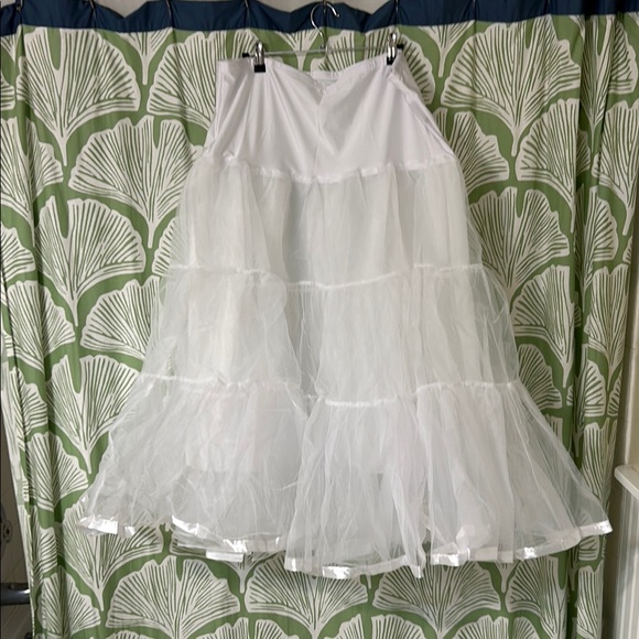 Grace Karin White Midi Bubble Chemise with Tiered Design for Bride - Picture 1 of 2